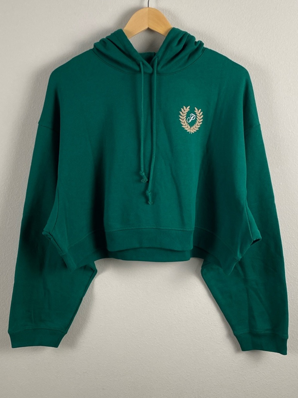 Victorias Secret PINK Everyday Fleece Cropped Hoodie | Garnet Green Embroidery